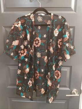 Black Floral Embroidered Kimono Tunic